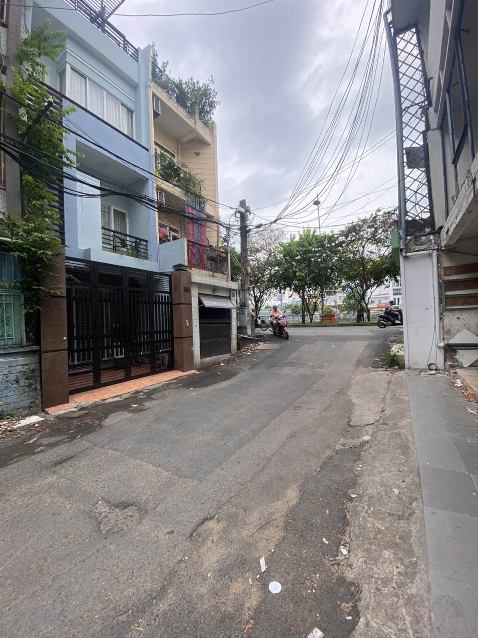Cho thuê nhà mặt tiền Nguyễn Văn Nguyễn, P.Tân Định, Q.1